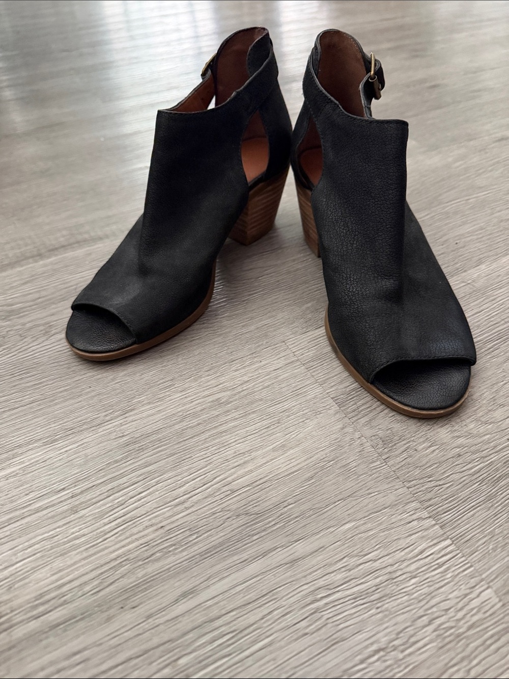 Lucky Brand  Black Open-Toe Block Heel Booties Sz  7 EUC